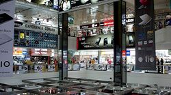 Sim Lim Square (D7), Shop House #462639051